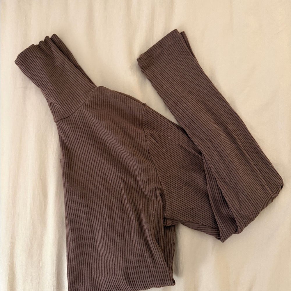 Ribbed High Neck Sweater in Rich Brown